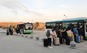 我校科技学院“爱心直通车”情暖学子回家路