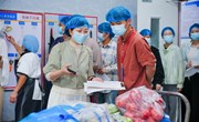 学生膳食委员会开展“走进食堂”体验活动
