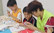南昌航空大学志愿者赴资溪县鹤城镇中心小学开展“触摸蓝天 梦想起航”庆“六一”活动