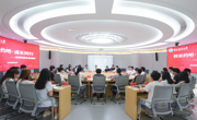 倾听榜样心声，共话成长路径：学校举行“校长约吧”活动